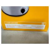 New Toastmaster 1.5 Quart Slow Cooker