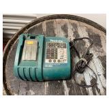 Makita DC18RA T Fast Charger for Ni-MH & Li-ion Batteries 7.2-18V