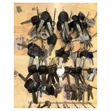 Bulk Lot of Key Blanks and Assorted House Keys