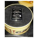 Camel Iconic Lighter and Tin Display Set