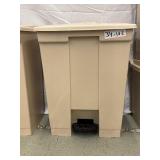 Lot of 4 Rubbermaid Commercial Step-On Trash Cans– Varying Sizes! Commercial Indoor Utility Bins with Hands-Free Pedal, Slow-Close Lids & Durable Plastic Build – Sanitary, Space-Saving, and Built 