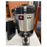 Set of 2 Grindmaster VS-1.5A 1.5 Gallon Coffee Shuttles with Stand – Stainless Steel, Vacuum Insulated! Serve fresh, hot coffee for hours with these commercial-grade brewers. Brew-thru lids, compact