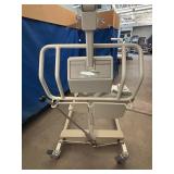 EZ Way 498 Bariatric Patient Lift – Massive 1,000 lb Capacity! Built for safe, efficient transfers in clinical settings. Heavy-duty construction with smart safety features. Untested! No sling or bat