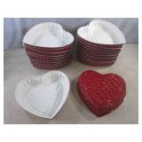 (EW3) 21 Heart Shaped Metal Cake Pa...