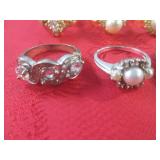 (CNTR) Assortment of Fashion Rings ...