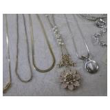 (CNTR) Assorted Fashion Jewelry - N...