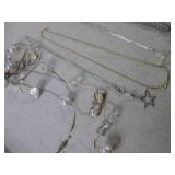 (CNTR) Assorted Fashion Jewelry - N...