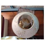 3 Vintage Hurricane oil lamps, Colonial style