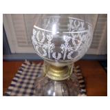 3 Vintage Hurricane oil lamps, Colonial style