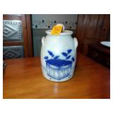 Salmon Falls Stoneware 1998 crock with lid, Blueberry Basket design 8 ½” T