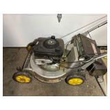 14SZ John Deere 21” cut Lawn Mower with Grass Bag