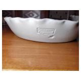 3 Salmon Falls 2002 Stoneware Pie Plates Leaf and Berry pattern on stand