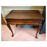 Ethan Allen Queen Ann Pull-Out Tray Expandable Side End Occasional Table, L 30” x H 25 ½” x W 18 ½”