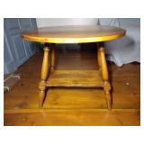 Vintage Farmhouse Colonial Maple Drop Leaf Table