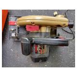 Skil Skilsaw Classic 2.5 HP model 5275, ball bearing output  with case