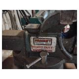 Duracraft heavy duty bench vise
