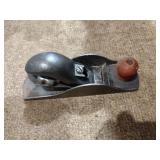 4 antique block planes, 2 hand drills, 2 levels