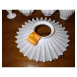 6 Fenton pieces: 5 vases and 1 shade