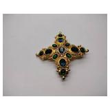 6 Broaches (one marked 12KT)and 1 set of pierced earrings