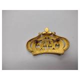 8 broaches, 1 necklace pendant, and 1 set of earrings