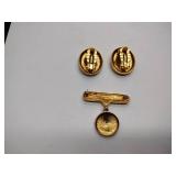 7 vintage broaches, 3 sets of earrings, and 1 bracelet