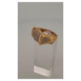 14 karat gold diamond ring size 7. 9 grams