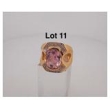 14Kt gold and diamond ring 13 g. Size 7 3/4