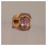 14Kt gold and diamond ring 13 g. Size 7 3/4