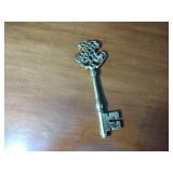 Williamsburg Virginia MetalCrafters: (2) 1999 trivets; 2001 door stop; Skelton key