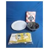 Better Homes and Gardens New Cook Book and Kitchen Items