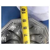 Better Homes and Gardens New Cook Book and Kitchen Items