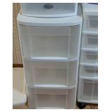 Assorted Plastic Storage Containers