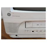 GE Spacemaker TV/VHS Player