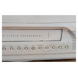 GE Spacemaker TV/VHS Player