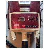 Eureka Canister Vacuum Cleaner - WORKS