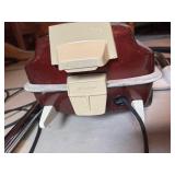 Eureka Canister Vacuum Cleaner - WORKS