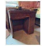 Antique Singer Sewing Machine Desk BRING HELP TO MOVE