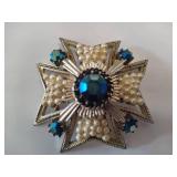 Coro Maltese Cross Brooch/Pendant
