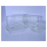 Vintage Pyrex baking dishes...