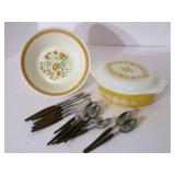 Pyrex Serving Dish w/ Lid 1.1/2 qua...