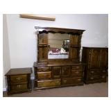 Vintage Walnut stained 4 PC  queen ...