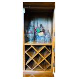 Absolutely Stunning Vintage Bar Cabinet (Mini Bar)