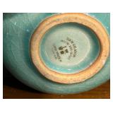 Elegant Korean Handmade Celado Cups with Inlaid Crane Motif and Celadon Set of Round Shaped Tea Pot with Inlaid Crane and Cloud and Bowl