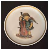 Five Adorable Plates by The Berta Hummel Museum Miniature Plate Collection