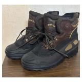 Size 12 Boots by Sorel