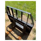 Heavy Duty Skid Steer Pallet Fork Attachment
