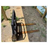 Heavy Duty Skid Steer Pallet Fork Attachment