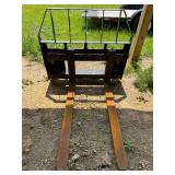 Heavy Duty Skid Steer Pallet Fork Attachment