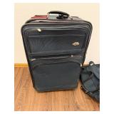 Set of 2 Dark Blue Luggage Bags with Wheels
