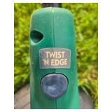 Weed Eater Twist N Edge RFE115 Trimmer
